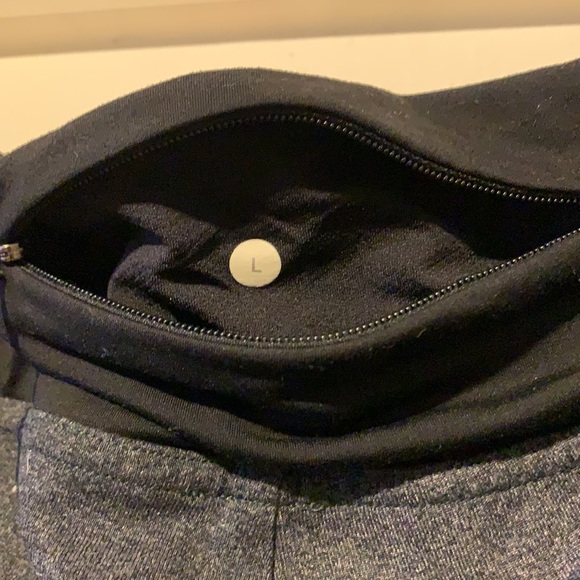 Mens lululemon pants large - Picture 5 of 6